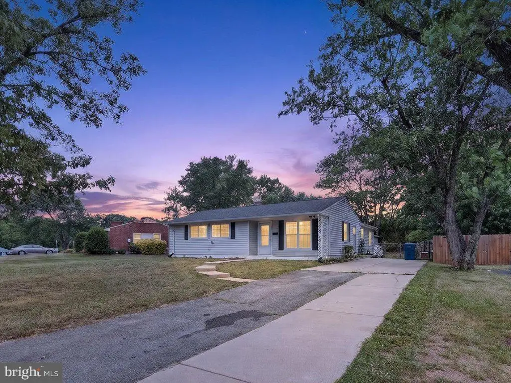 4906 Upland Dr, Alexandria, VA 22310 - #1