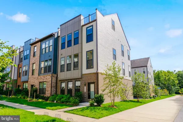 2483 Liberty Loop, HERNDON, VA 20171