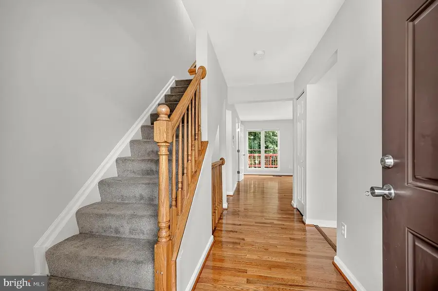 7677 Sheffield Village Ln, Lorton, VA 22079 - #3