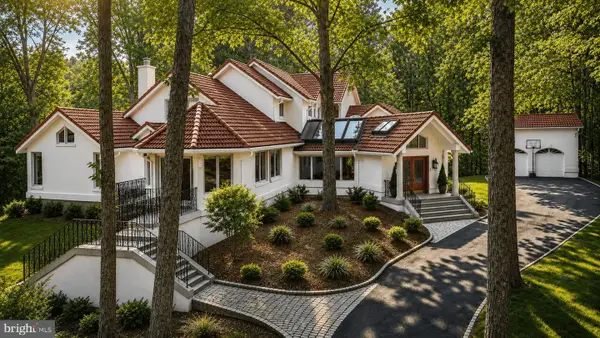 2094 Hunters Crest Way, VIENNA, VA 22181