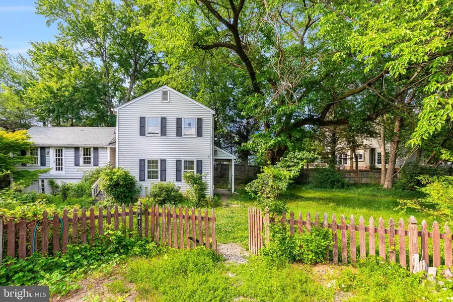 8413 Rainbow Rd, Vienna, VA 22182 - #2