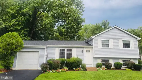 5719 Oak Apple Ct, BURKE, VA 22015