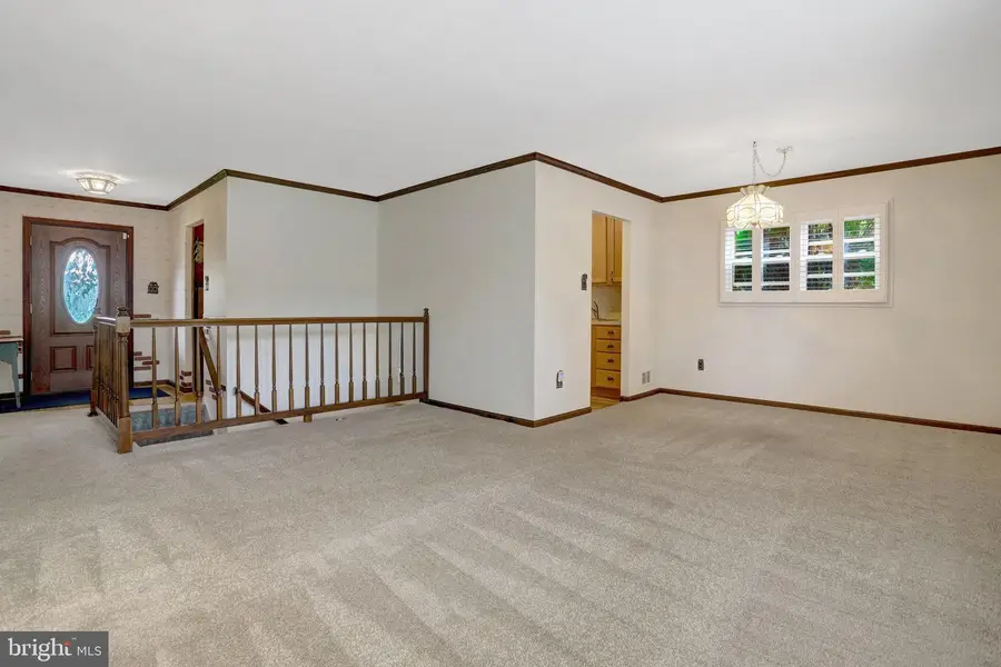 7712 Arlen St, Annandale, VA 22003 - #3