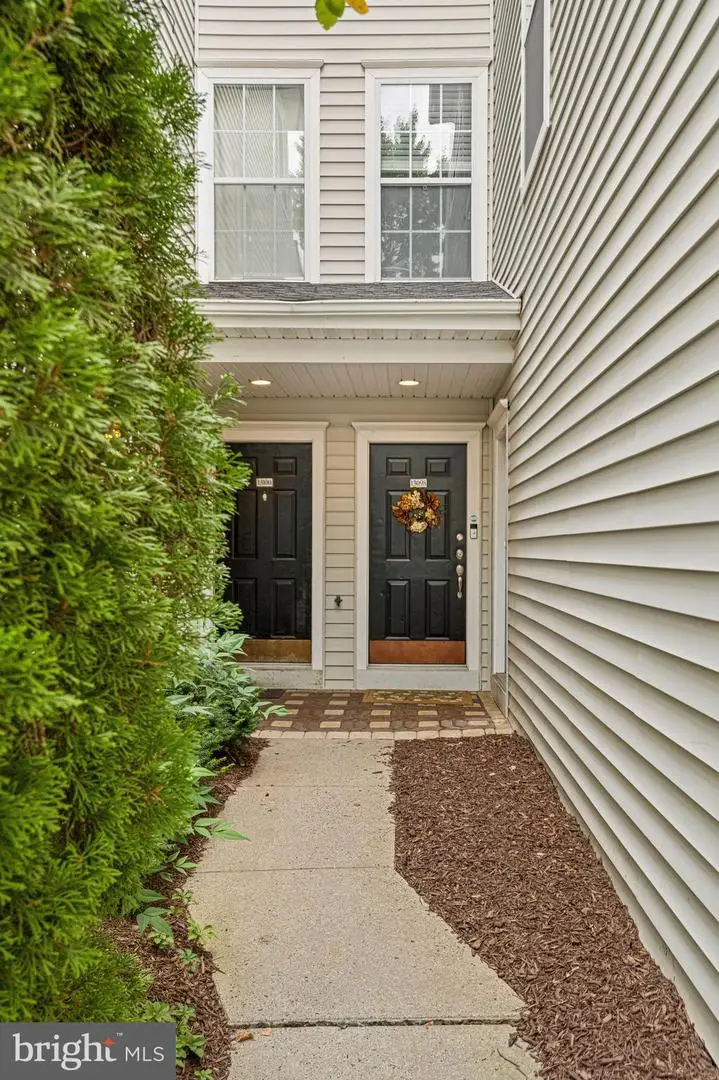 13096 Marcey Creek Rd, Herndon, VA 20171 - #2