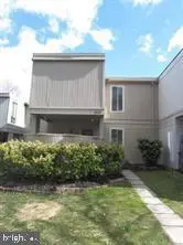 1815 N Shore Ct, Reston, VA 20190 - #1