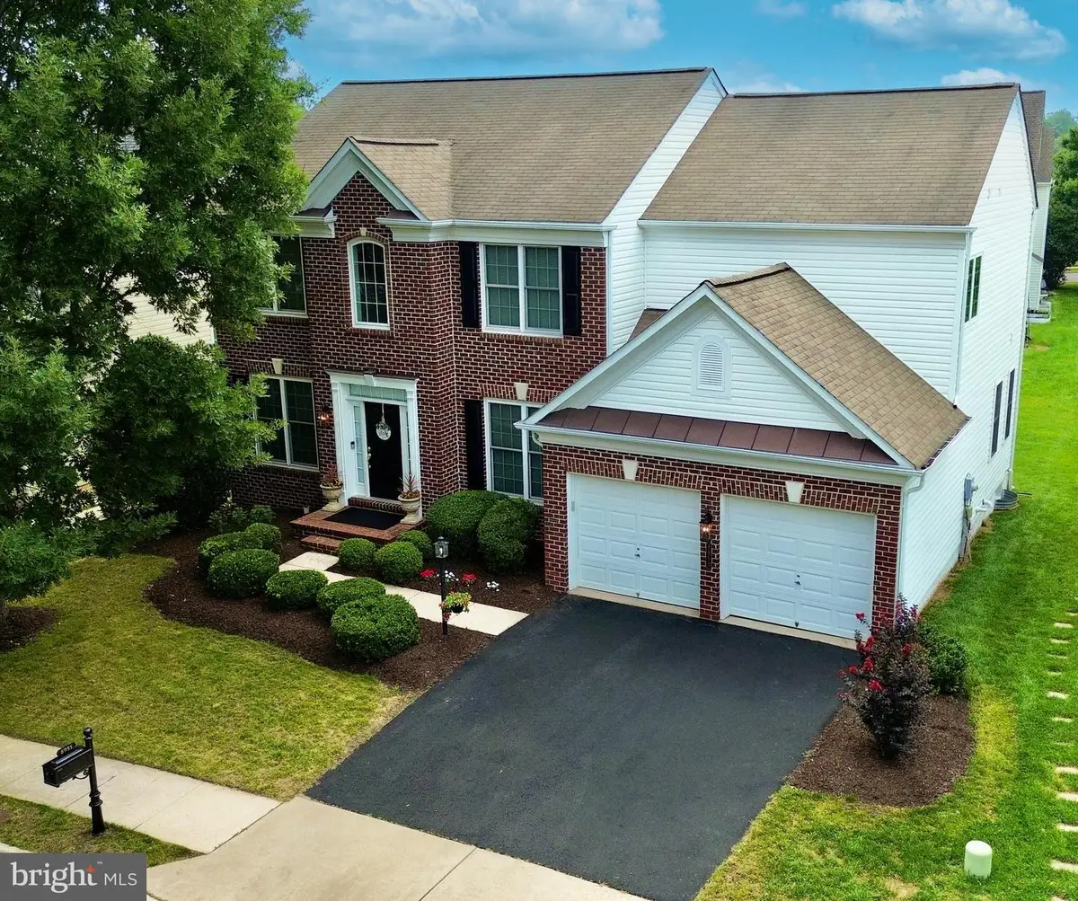 8955 Birch Bay Cir, Lorton, VA 22079 - #1