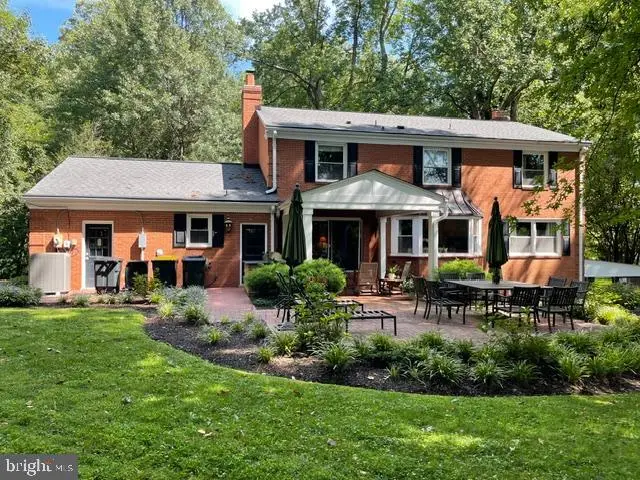 10015 Saddle Rd, Vienna, VA 22181 - #3