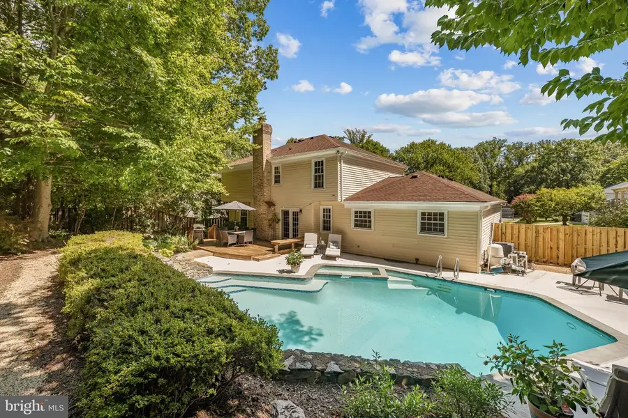 10729 Shingle Oak Ct, Burke, VA 22015 - #2