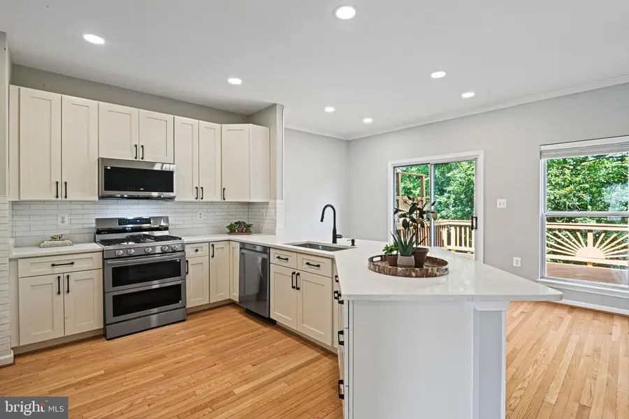 13102 Forest Mist Ln, Fairfax, VA 22033 - #2