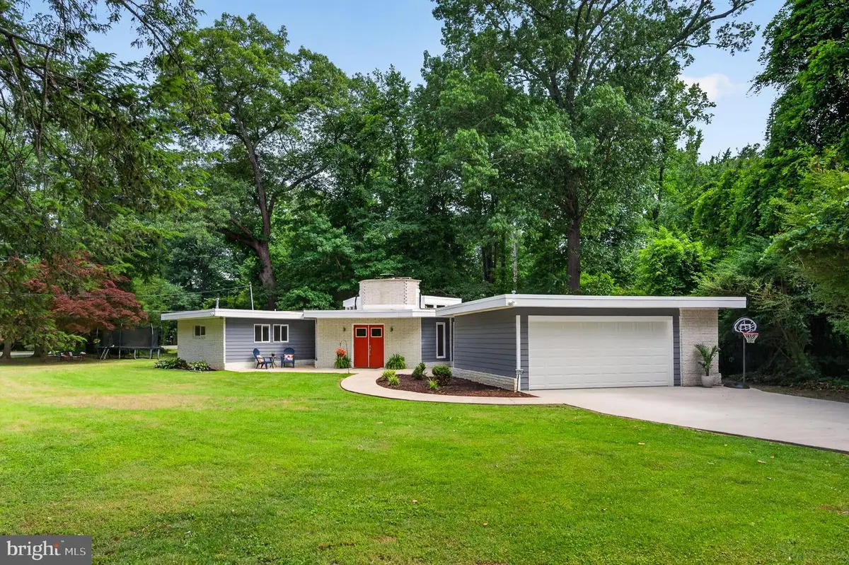 11724 River Dr, Lorton, VA 22079 - #1