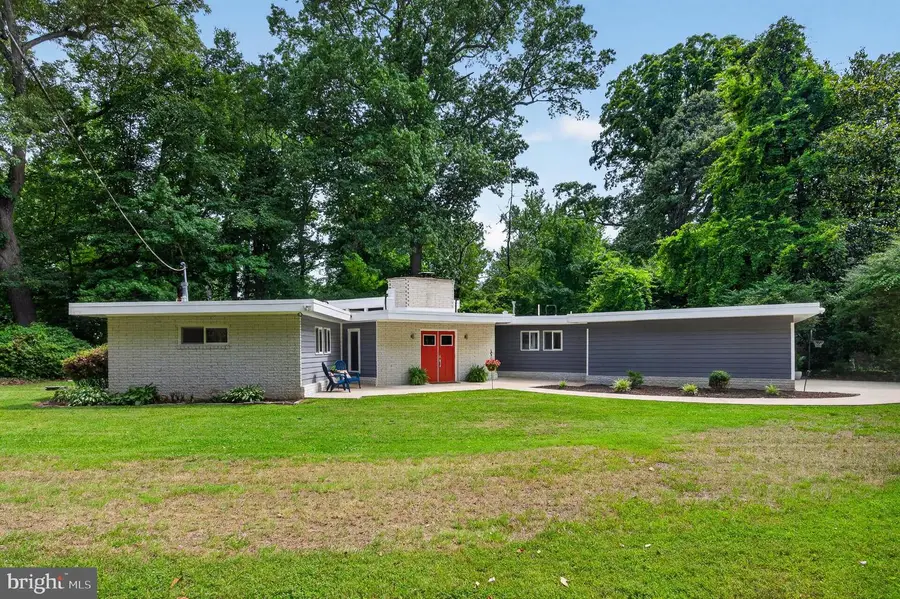 11724 River Dr, Lorton, VA 22079 - #3