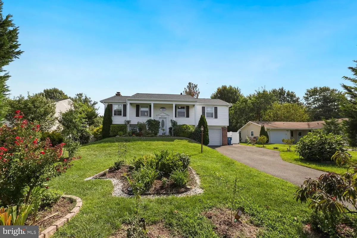 4003 Middle Ridge Dr, Fairfax, VA 22033 - #1