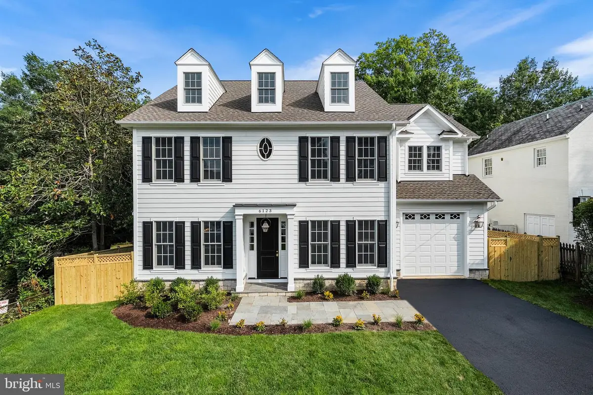 6123 Woodmont Rd, Alexandria, VA 22307 - #1