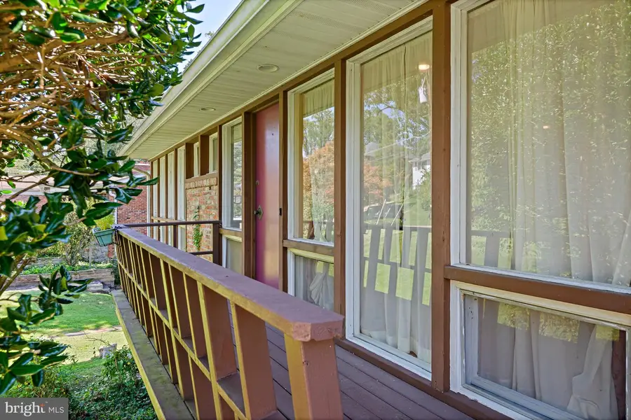 1438 Waggaman Cir, McLean, VA 22101 - #3