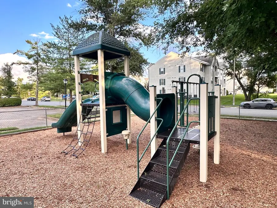 7530-b Coxton Ct #110, Alexandria, VA 22306 - #2