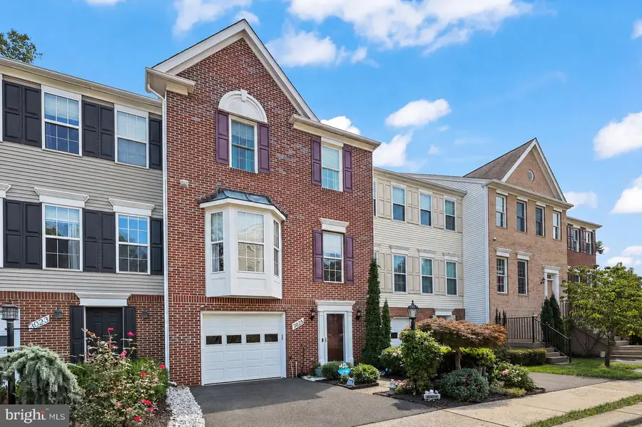 3025 Barden Oaks Ct, Oakton, VA 22124 - #2