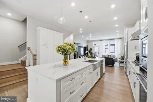 1874 Easterly Rd, RESTON, VA 20190
