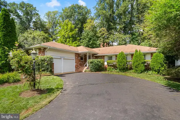 8114 Langbrook Rd, SPRINGFIELD, VA 22152
