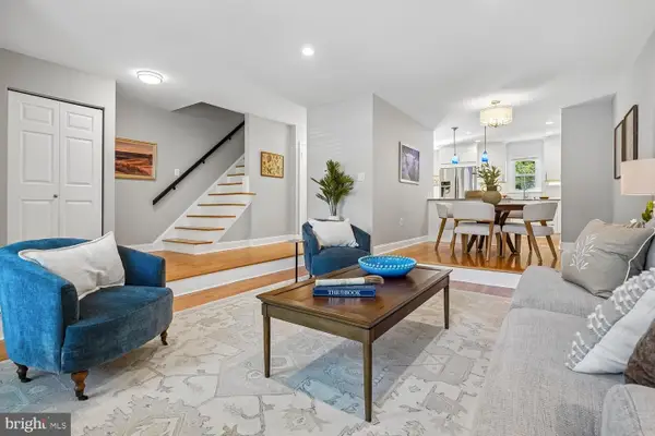 2747 Carter Farm Ct, ALEXANDRIA, VA 22306