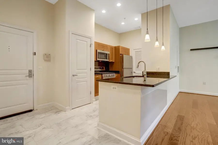 2451 Midtown Ave #104, Alexandria, VA 22303 - #3