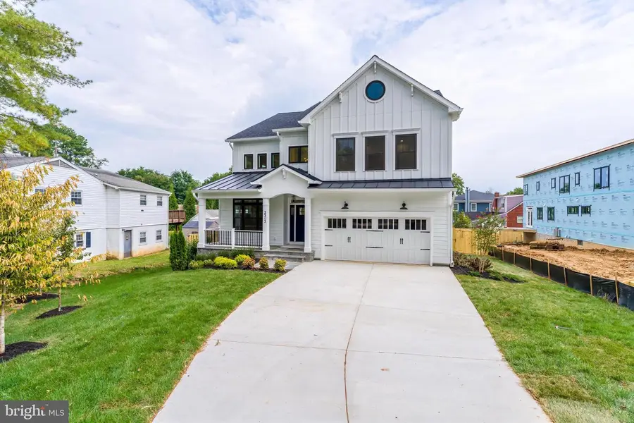2315 Great Falls St, Falls Church, VA 22046 - #2