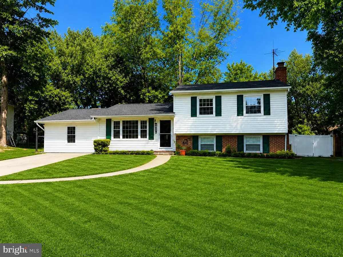 4806 Eubank St, Alexandria, VA 22309 - #1