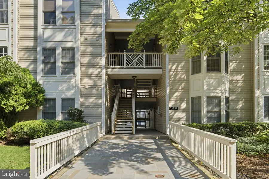 12237 Fairfield House Dr #311a, Fairfax, VA 22033 - #2