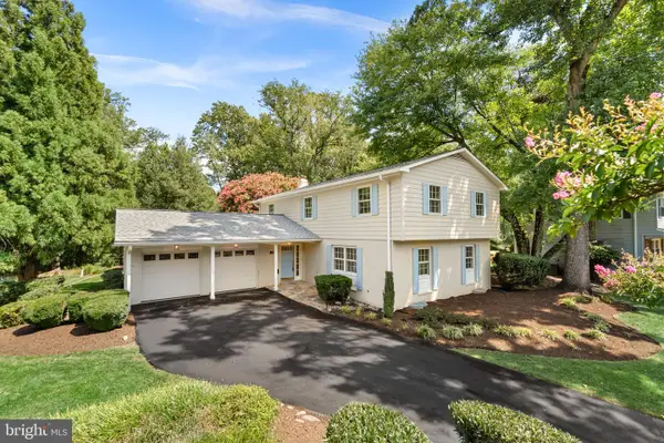 3241 Betsy Ln, OAK HILL, VA 20171