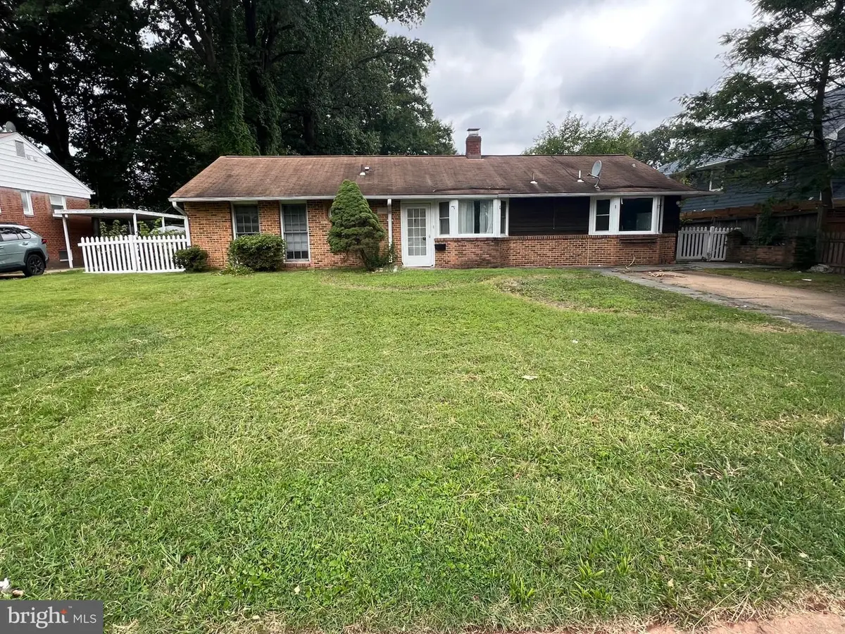 5818 Gloucester Ave, Springfield, VA 22150 - #1