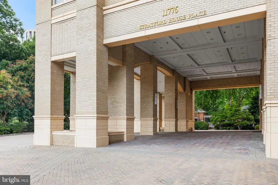 11776 Stratford House Pl #301, Reston, VA 20190 - #3