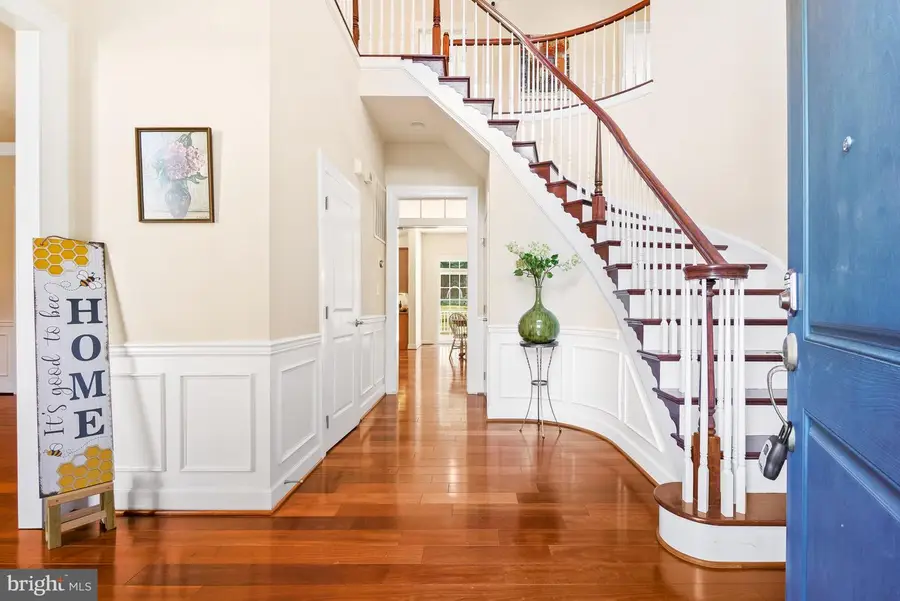 2321 Grove Ave, Falls Church, VA 22046 - #3