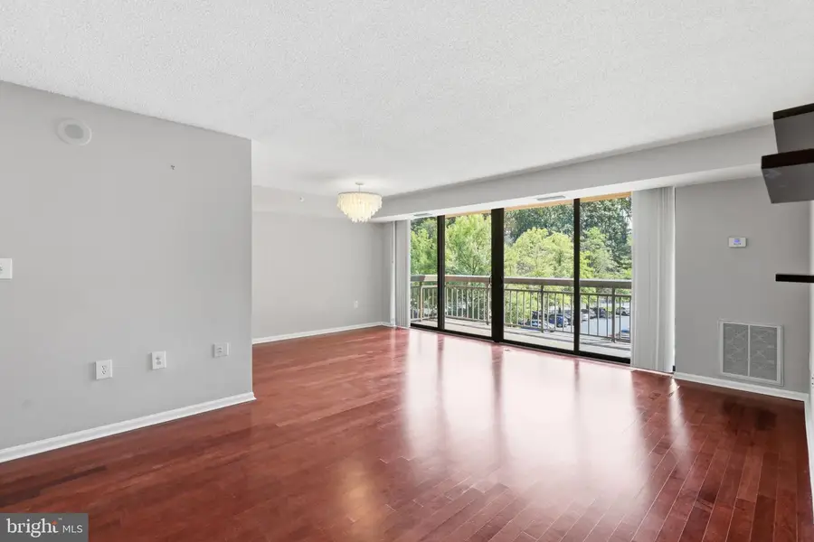 2230 George C Marshall Dr #420, Falls Church, VA 22043 - #3
