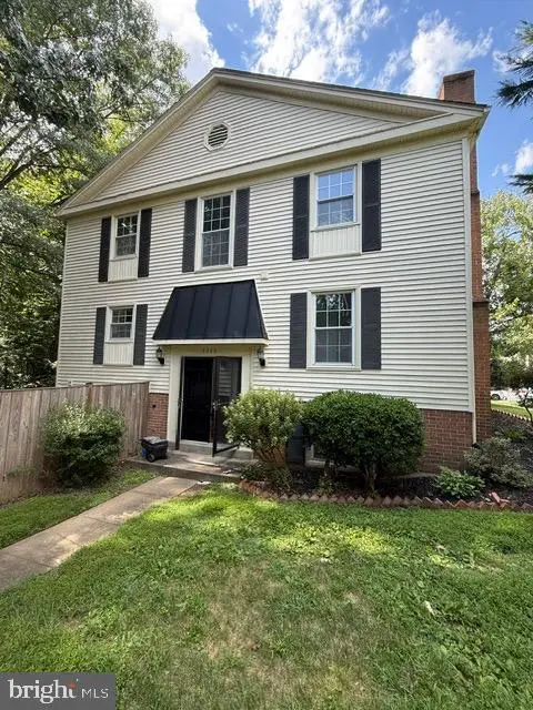 8086 Sleepy View Ln, Springfield, VA 22153 - #1