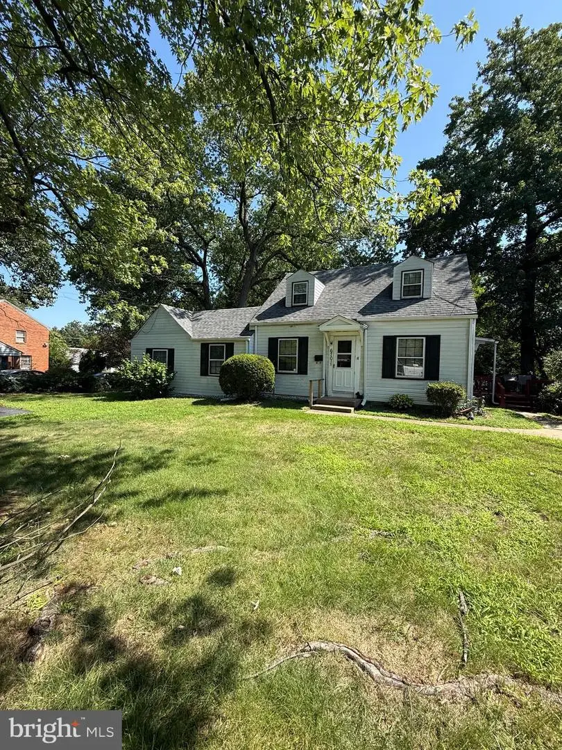 6701 Queens Rd, Alexandria, VA 22306 - #1
