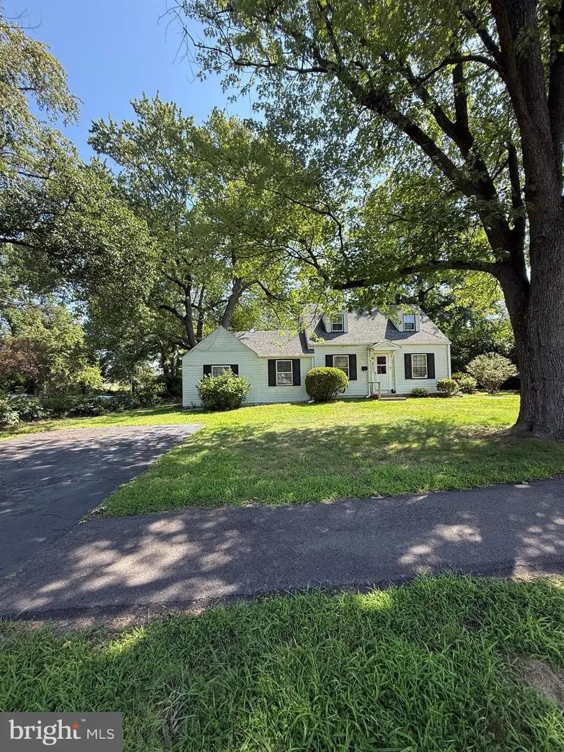 6701 Queens Rd, Alexandria, VA 22306 - #2