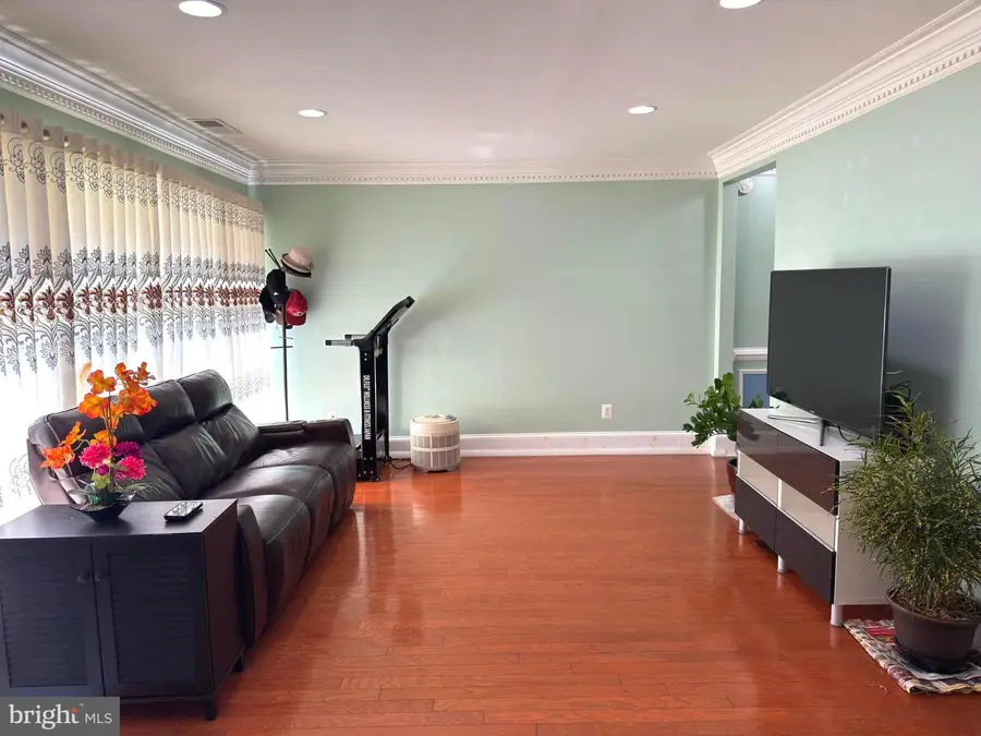 4435 Briarwood Ct S, Annandale, VA 22003 - #3