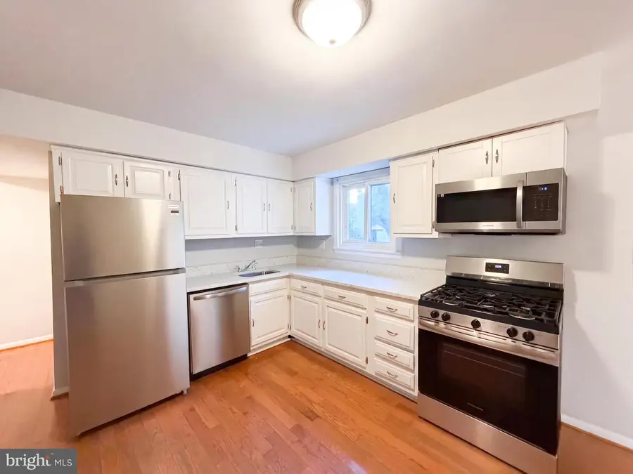 662 Herndon Pkwy, Herndon, VA 20170 - #2