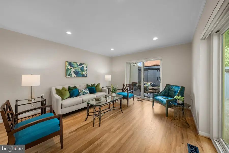 1583 Inlet Ct, Reston, VA 20190 - #3