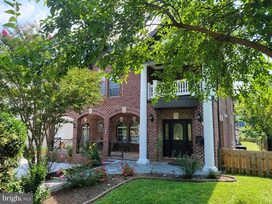 7705 Magarity Rd, Falls Church, VA 22043 - #3