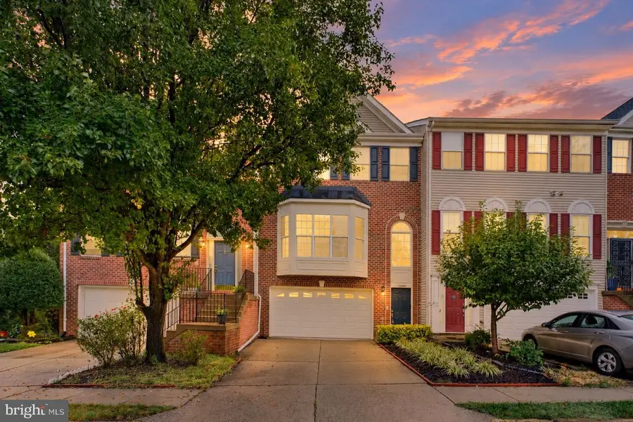 13280 Maple Creek Ln, Centreville, VA 20120 - #2
