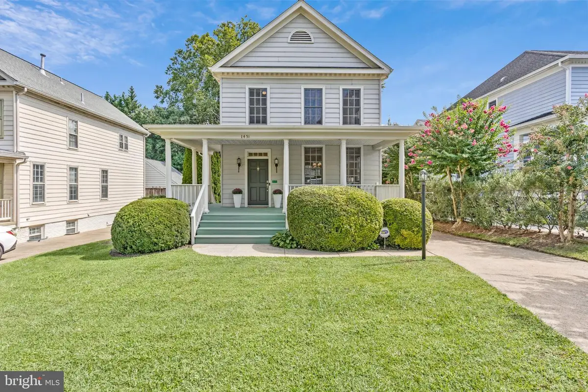 1451 Cedar Ave, McLean, VA 22101 - #1