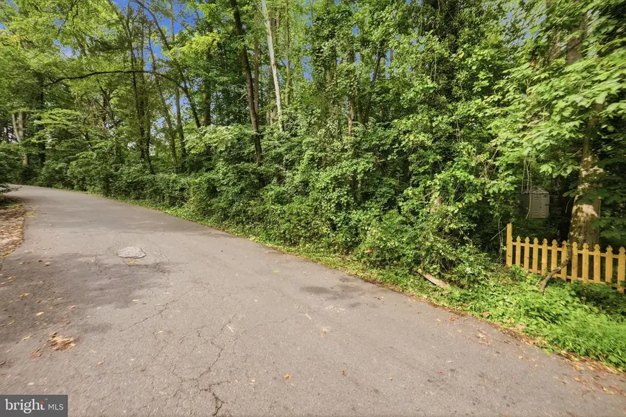 4217 Pineridge Dr, Annandale, VA 22003 - #3