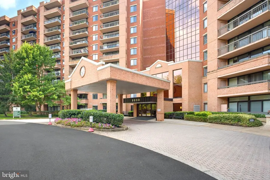 2230 George C Marshall Dr #1120, Falls Church, VA 22043 - #2