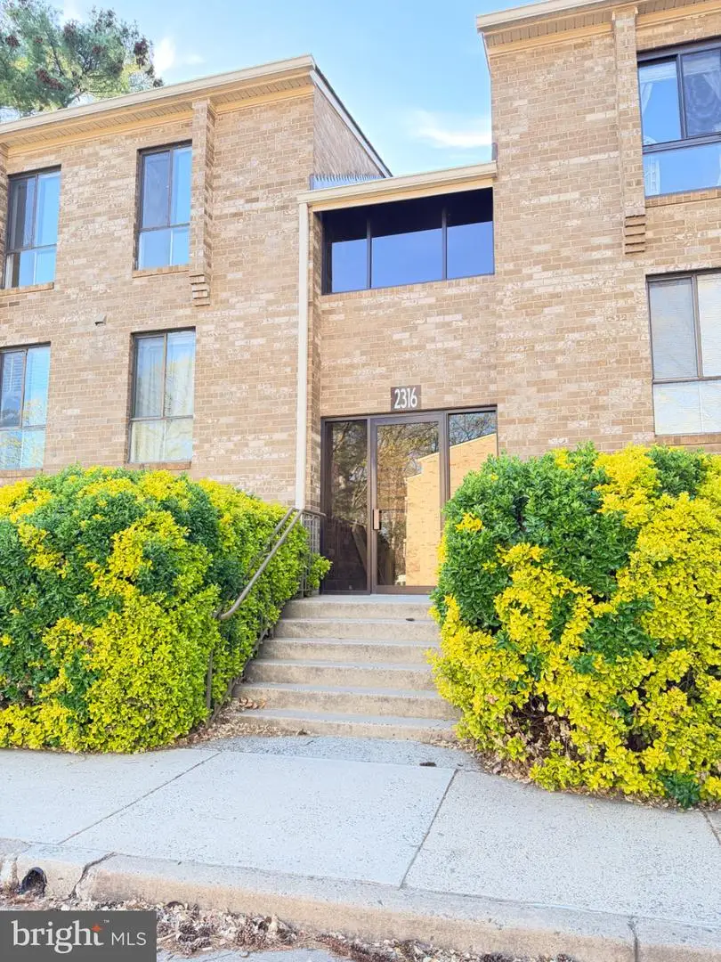 2316 Freetown Ct #10/1b, Reston, VA 20191 - #1