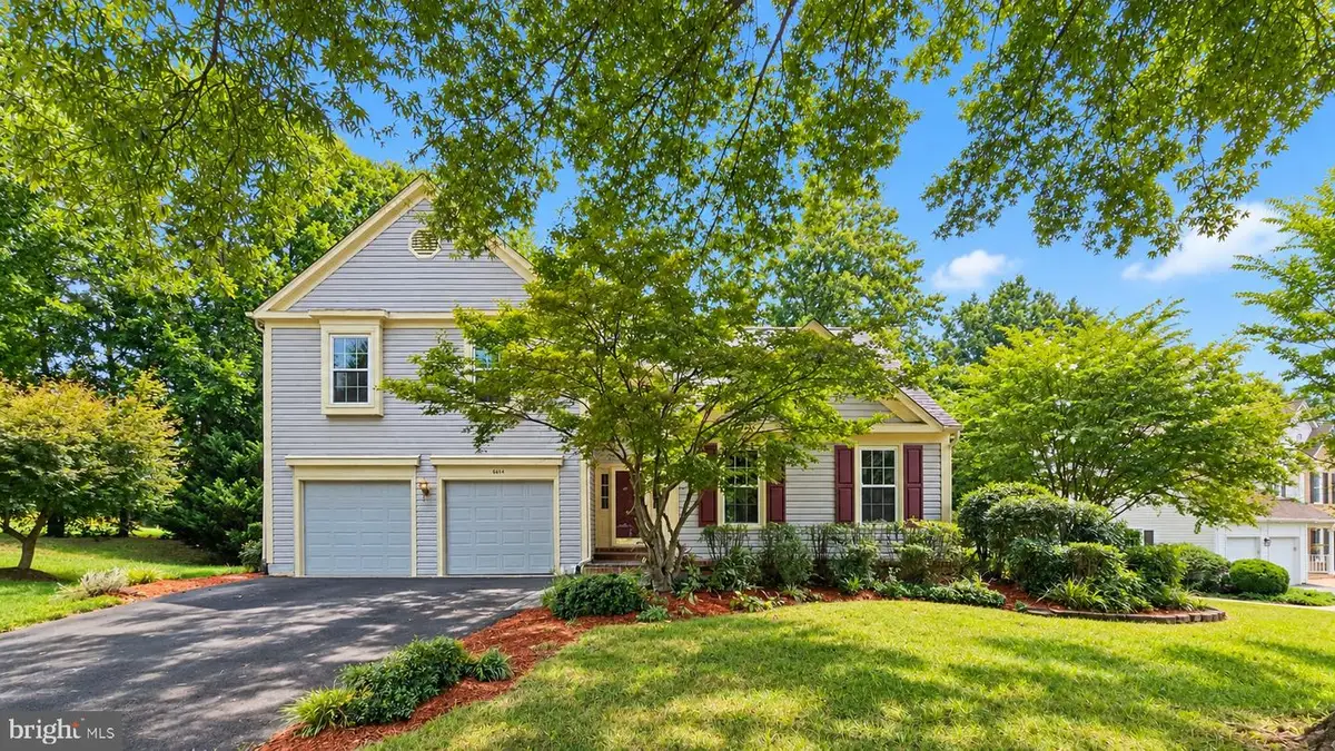 6414 Bromfield Trce, Centreville, VA 20120 - #1