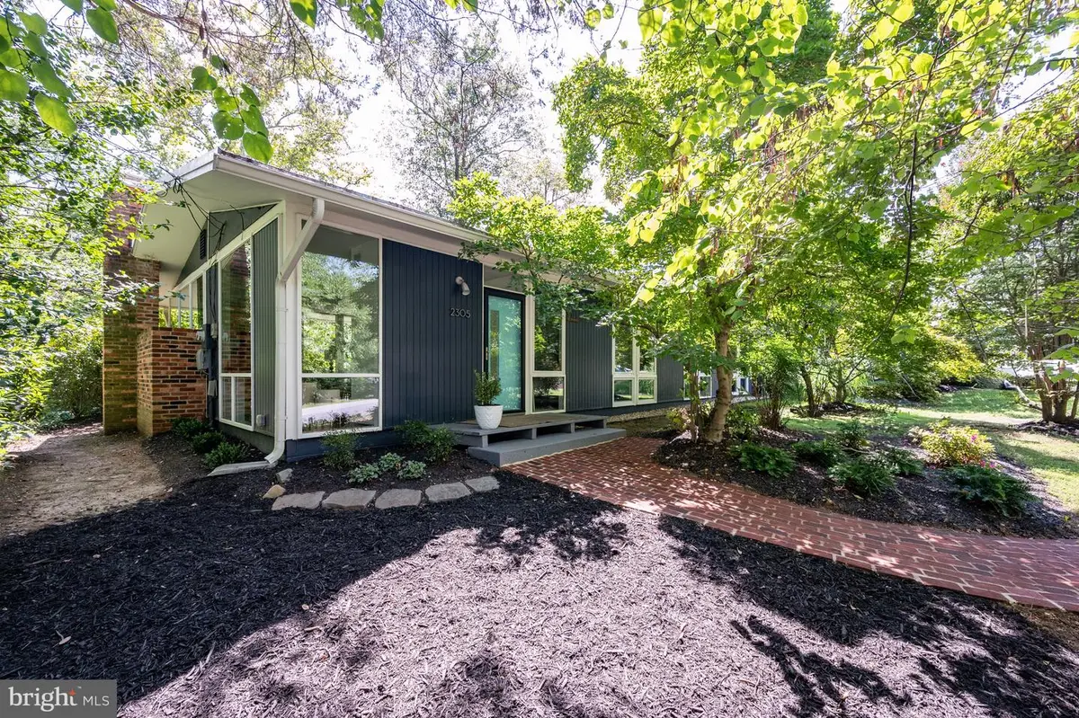 2305 Glasgow Rd, Alexandria, VA 22307 - #1