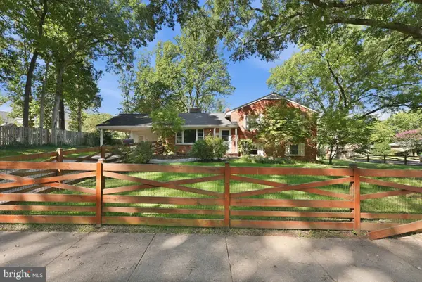 6800 Ava St, SPRINGFIELD, VA 22152
