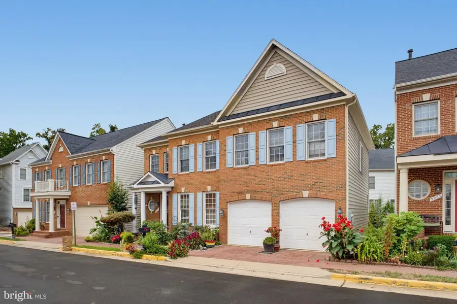 9233 Lee Masey Dr, Lorton, VA 22079 - #2