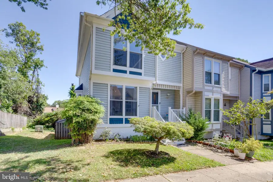 9625 Pierrpont St, Burke, VA 22015 - #2