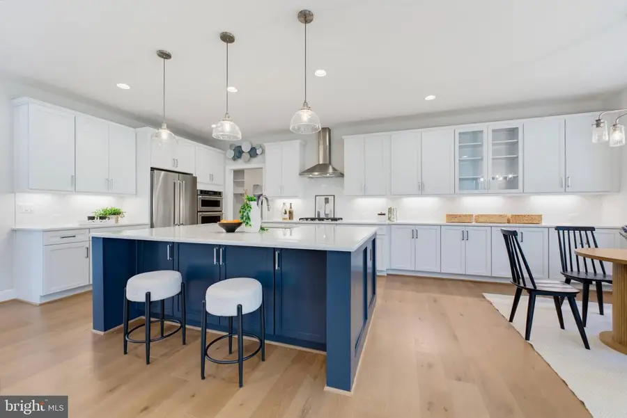 5899 Ethans Way, Burke, VA 22015 - #3